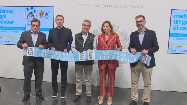 Presentación del encuentro de Aspanoa en el Ayuntamiento de Zaragoza.