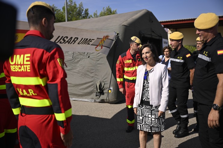La ministra de Defensa, Margarita Robles, este lunes en Zaragoza. / Marcos Cebrián / Europa Press