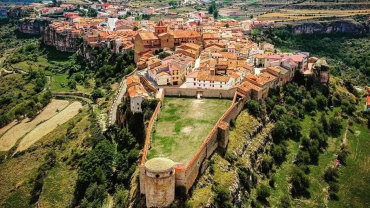 Imagen aérea de Cantavieja (Teruel). / Ayuntamiento de Cantavieja