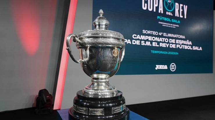 Trofeo de la Copa del Rey de fútbol sala.