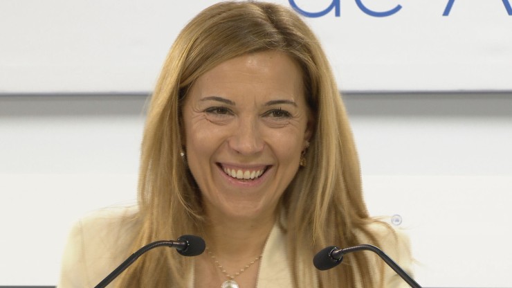 Ana Alós ha sido también diputada, senadora y alcaldesa de Huesca. / Efe