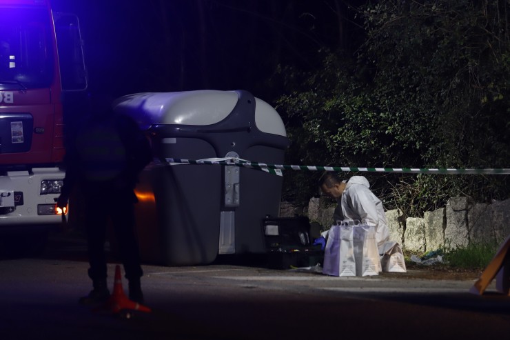 El cadáver de la mujer fue encontrado el jueves junto a unos contenedores en un polígono industrial de O Porriño. / Europa Press