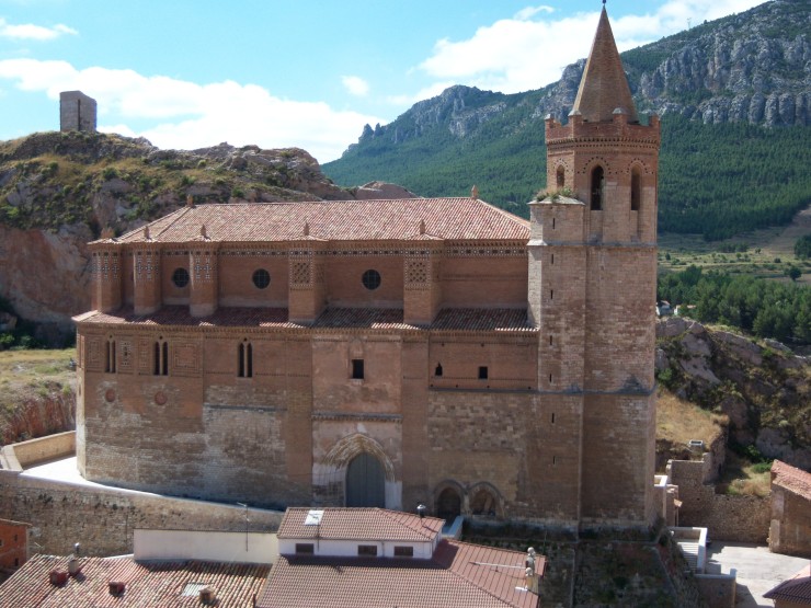 Iglesia de Santiago Mayor de Montalbán. / Turismo de Aragón