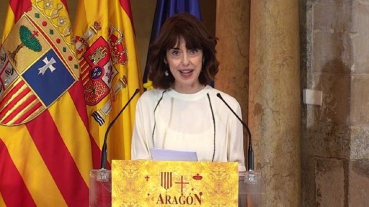 La escritora Irene Vallejo recibió el Premio Aragón 2021.