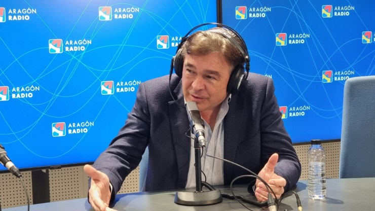 Tomás Guitarte, este miércoles, en los estudios de Aragón Radio.