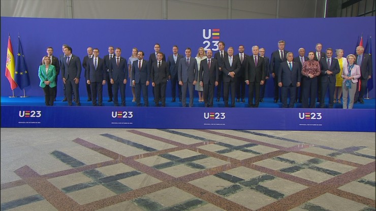 Miembros de los países de la Unión Europea durante la cumbre celebrada en Granada.