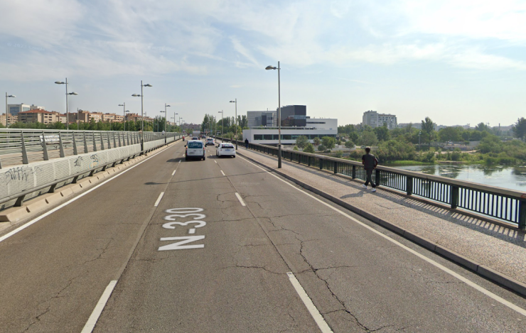 Imagen de archivo del puente de La Almozara. | Google Maps
