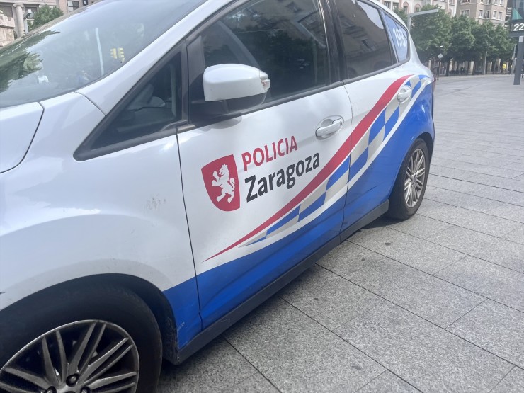 Coche de la Policía Local de Zaragoza. / Europa Press