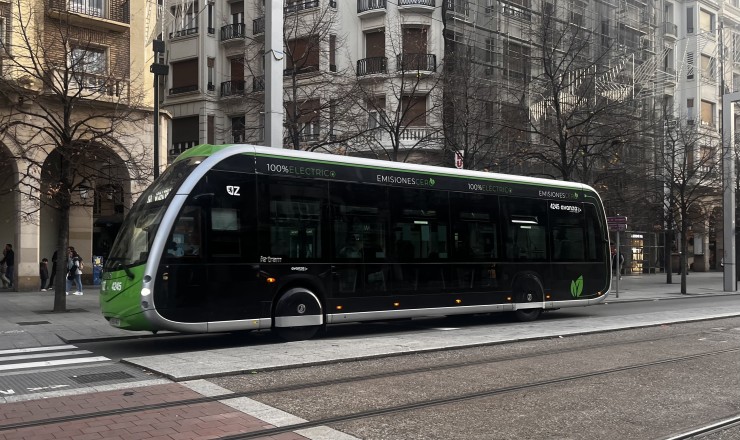 Autobús eléctrico en Zaragoza. / Europa Press