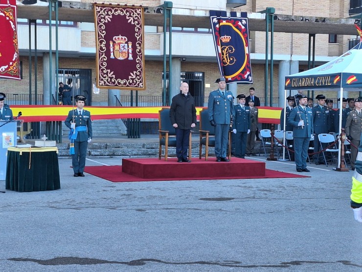 Toma de posesión del teniente coronel José Enrique Cordobés Lucena en Huesca. / Guardia Civil