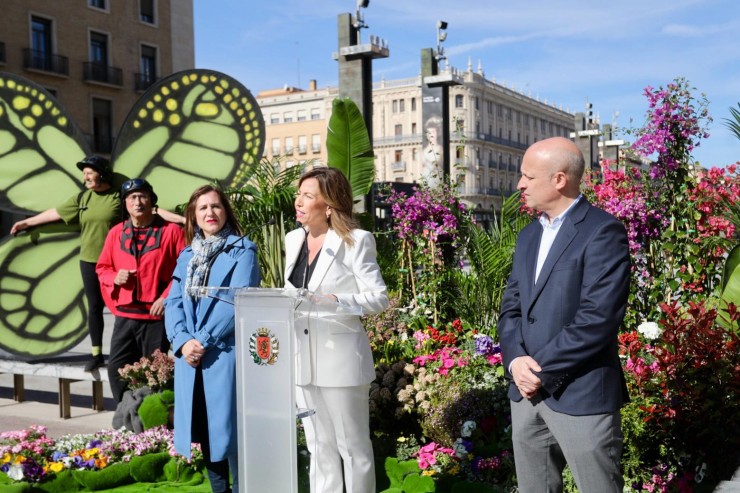 Presentación de 'Hola Primavera' este miércoles en la plaza del Pilar. / Ayuntamiento de Zaragoza