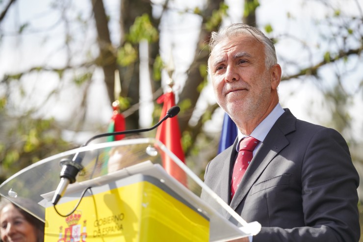El ministro de Política Territorial y Memoria Democrática, Ángel Víctor Torres. (EP).