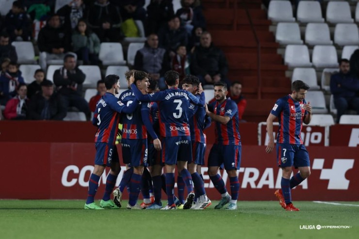 La SD Huesca celebra su último gol en Albacete. Foto:LaLiga