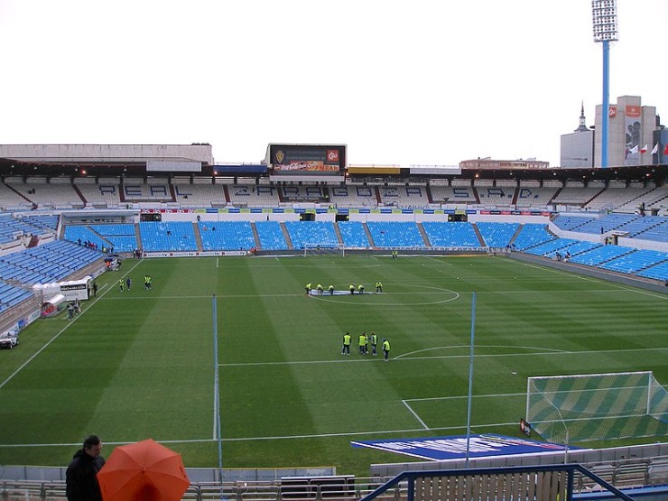 Imagen del estadio municipal de La Romareda con las gradas vacías.