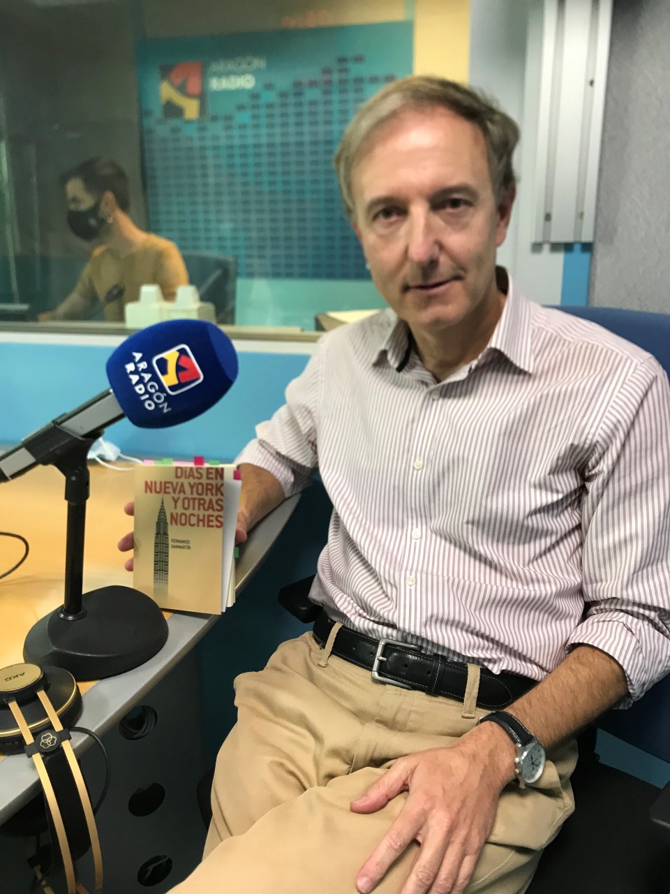 Imagen Entrevista a Fernando San Martín en uno de los estudios de Aragón Radio
