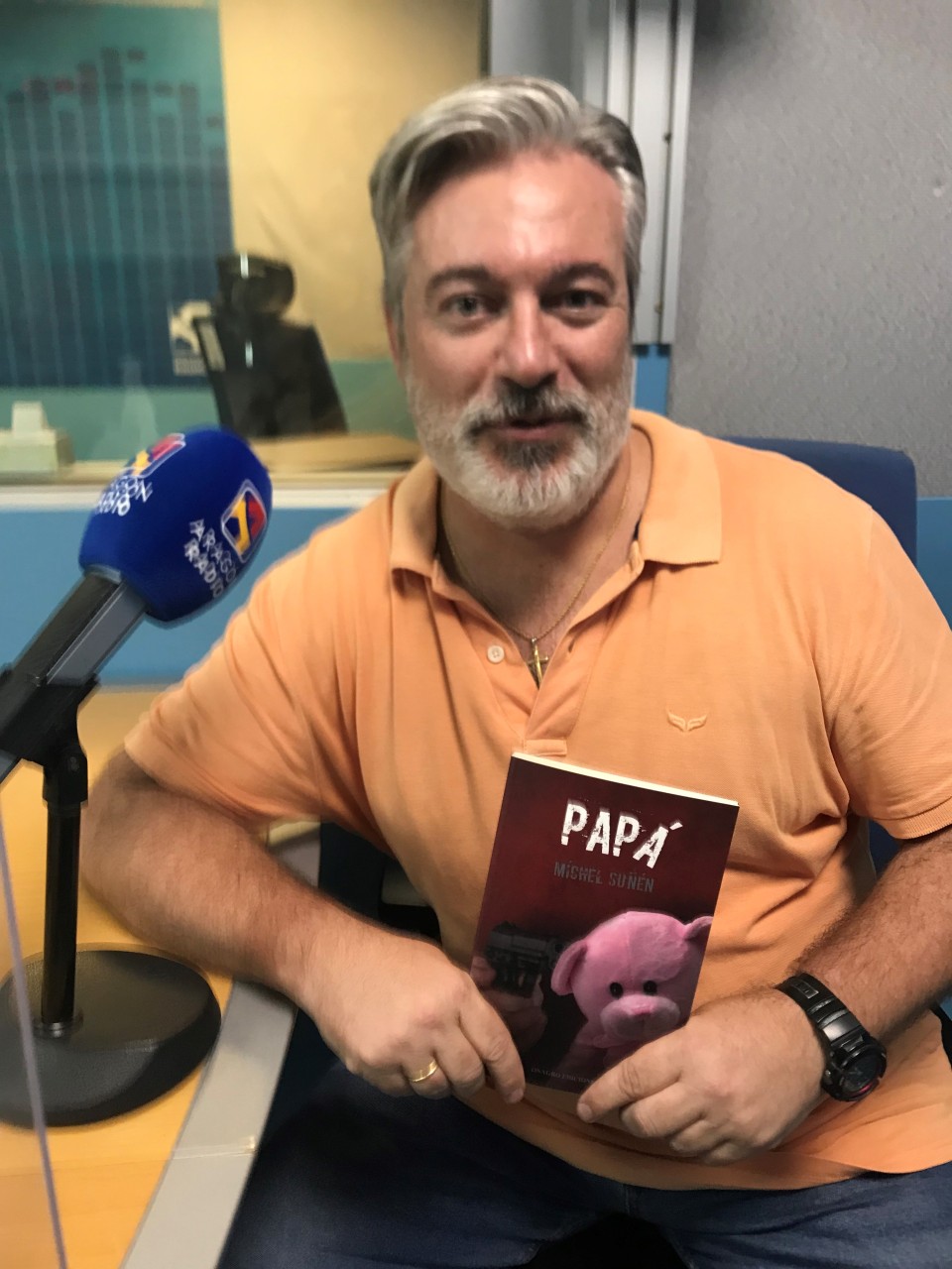 Imagen Entrevista a Michel Suñen en Aragón Radio, junto a su última obra "Papá"