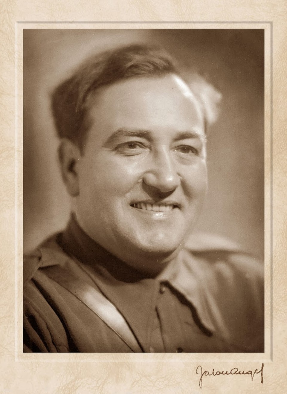 Imagen miguel-fleta-con-uniforme-de-la-falange-por-jalon-angel.-zaragoza-1936.jpg