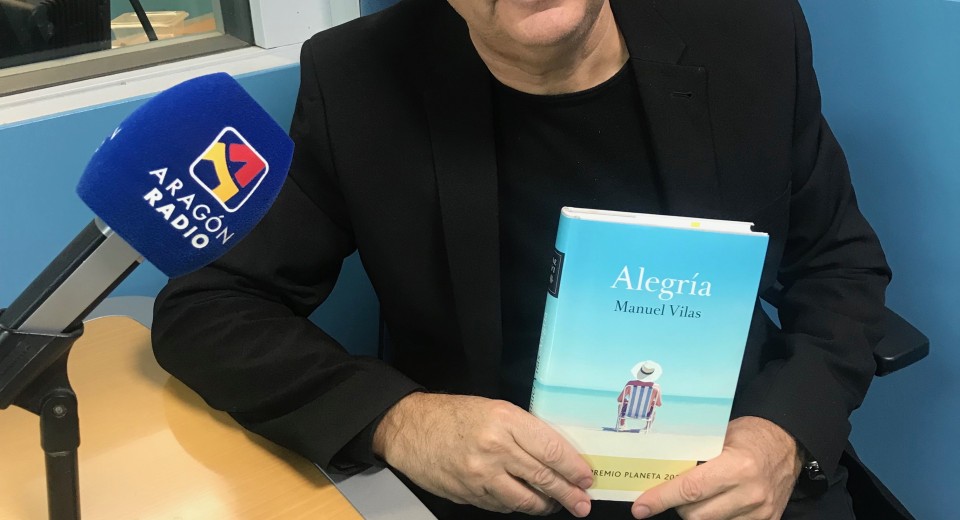 Imagen Entrevista al escritor y poeta Manuel Vilas en Aragón Radio