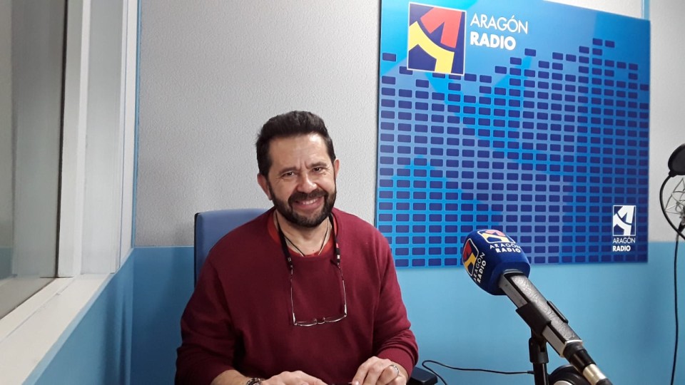 Imagen Entrevista a Fran Picón en uno de los estudios de Aragón Radio