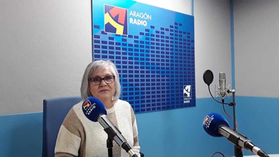 Imagen Entrevista a Mª José Guallart en uno de los estudios de Aragón Radio [plano 3]