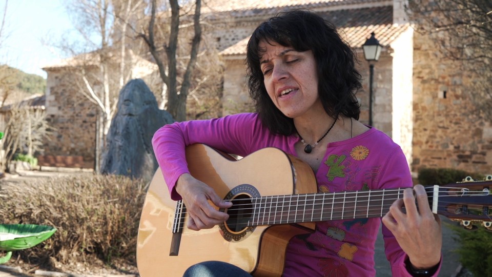 Imagen 'Charrín Charrán' acerca las canciones de Ana Martínez y las justas medievales en Barbastro