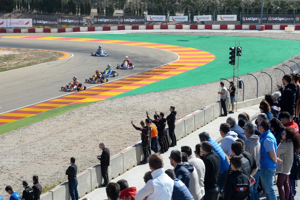 Imagen campeonato-karts1.jpg