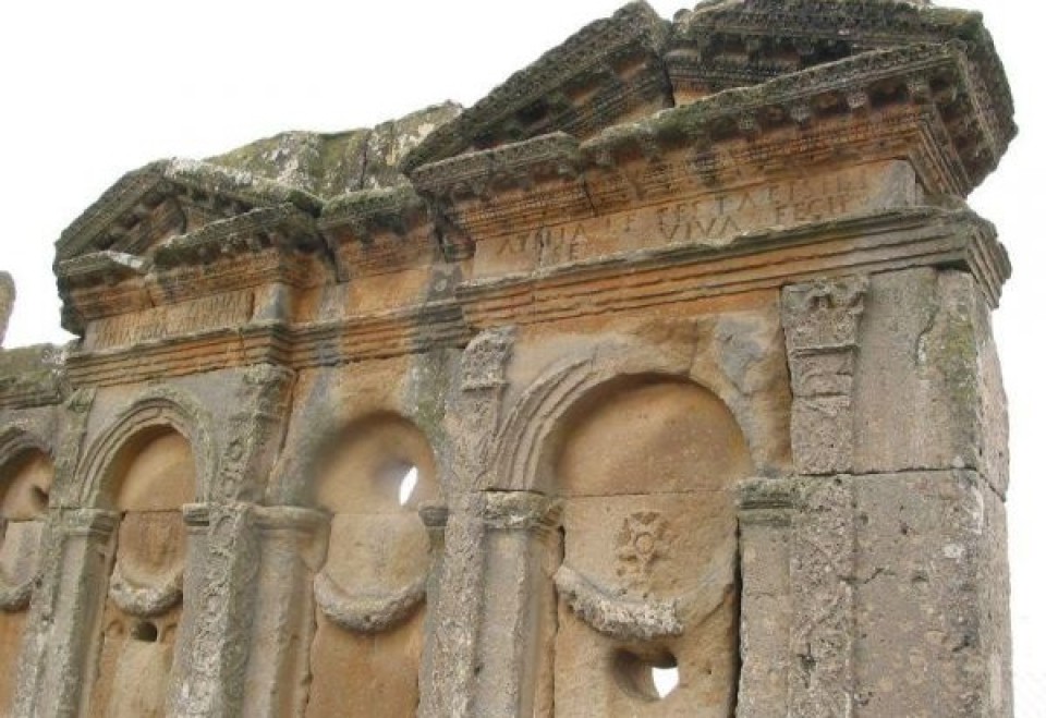 Imagen El Mausoleo de los Atilios se encuentra a unos dos kilómetros de Sádaba. (Foto: DPZ)