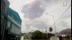 Columnas de humo y cenizas provocadas por la erupción del volcán La Soufriere, en la isla de San Vicente y Granadinas (Caribe)