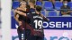 Los jugadores de la SD Huesca se abrazan tras el segundo tanto.